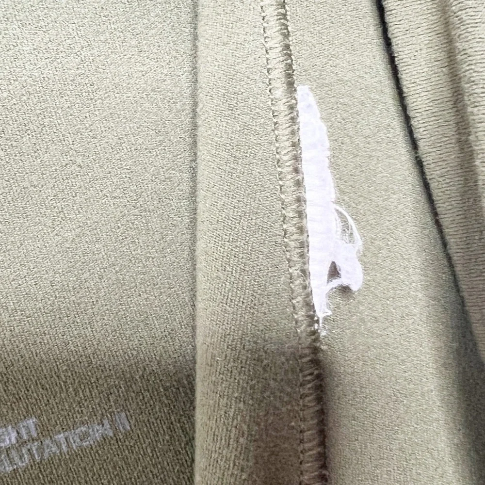 Athleta Salutation Stash Pocket II 7/8 Tight Olive Green High Rise Leggings S - Picture 8 of 8